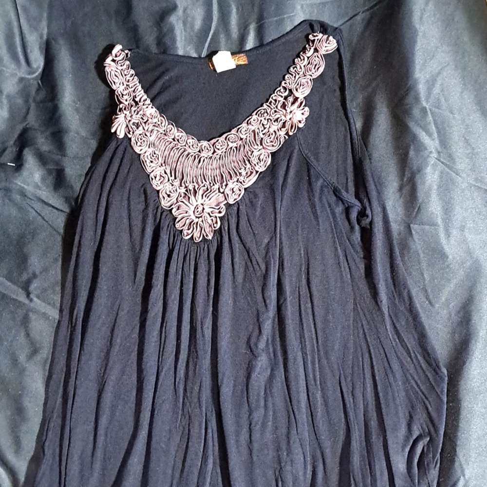 M pink and black xl tank top